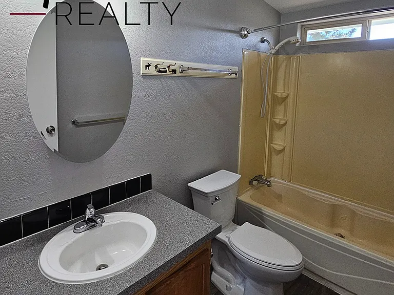 5260 Peaks View Dr — Photo 16
