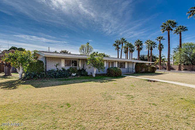 1st image of 1021 W Las Palmaritas Dr