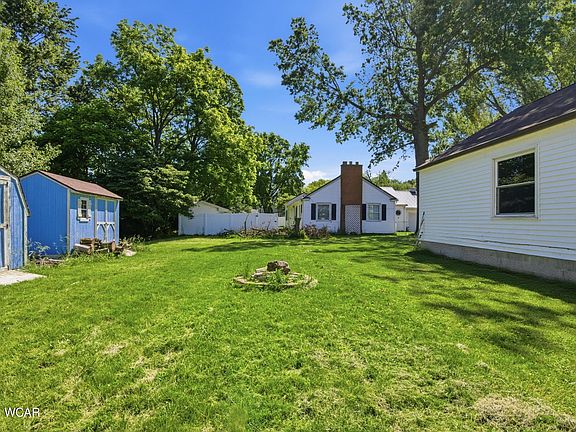 4th image of 224 Spencer Dr