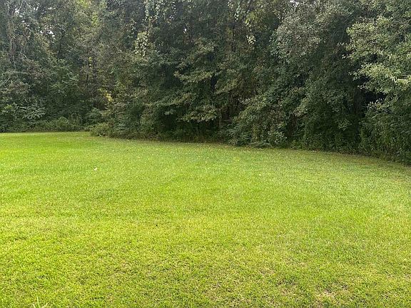 5th image of 868 Saint John Ln