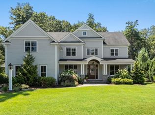 481 Elm St, Concord, MA 01742