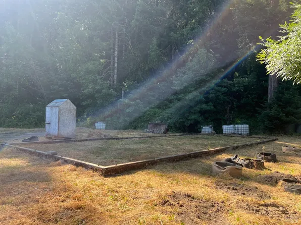 1901 Fort Bragg Road, Willits, CA 95490