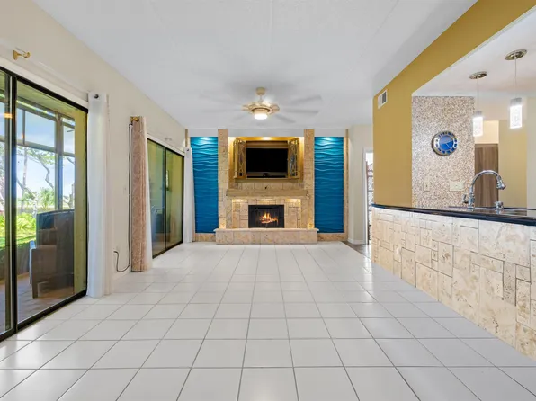 19 Santiago Ct, Saint Augustine, FL 32086