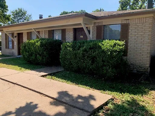 605 San Benito Ct — Photo 1