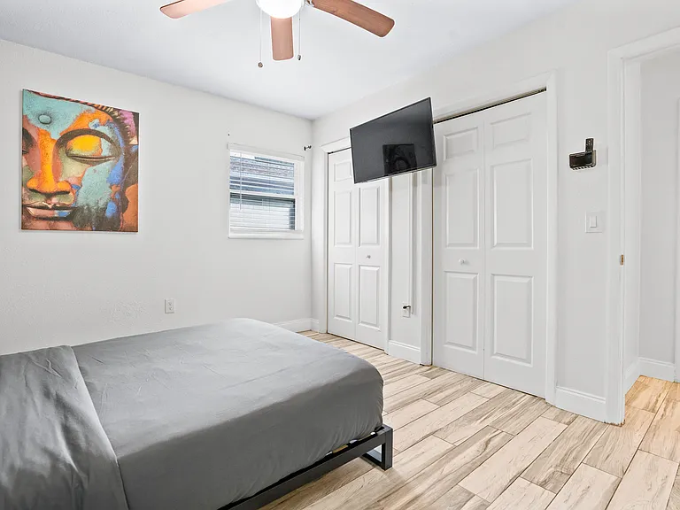 6244 S Martindale Ave — Photo 9