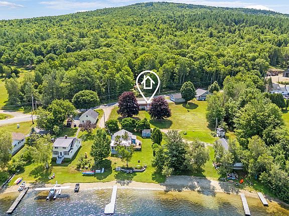 3rd image of 139 E Shore Road