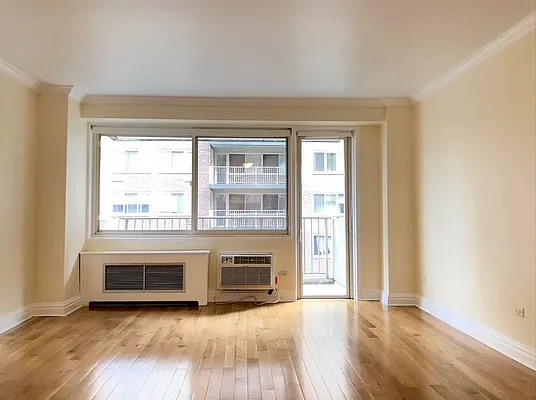 Rented by A&E Real Estate Management | media 15