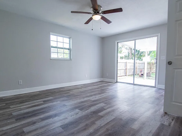 4710 W Price Ave — Photo 10