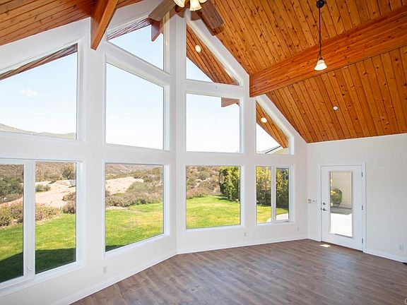 5th image of 2670 Vista Del Rio