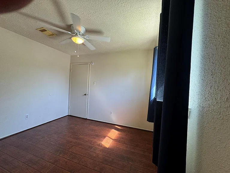 5614 Country Green St — Photo 26
