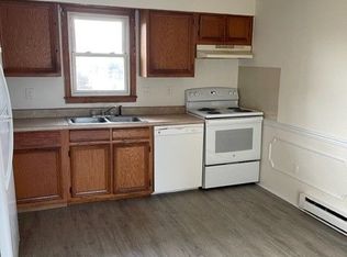 101 E Madison St APT 8, Remington, VA 22734