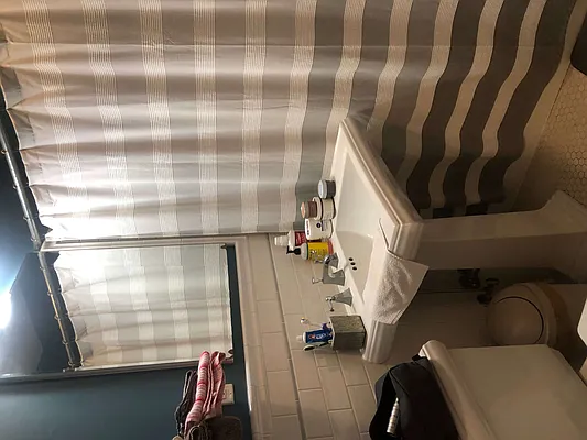 Rented by Papp Realty | media 19