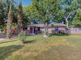401 Moonlight Dr, Garland, TX 75040