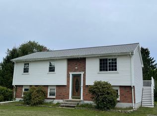 44 N Woody Hill Rd #A, Bradford, RI 02808