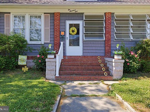 4th image of 201 Belvedere Ave