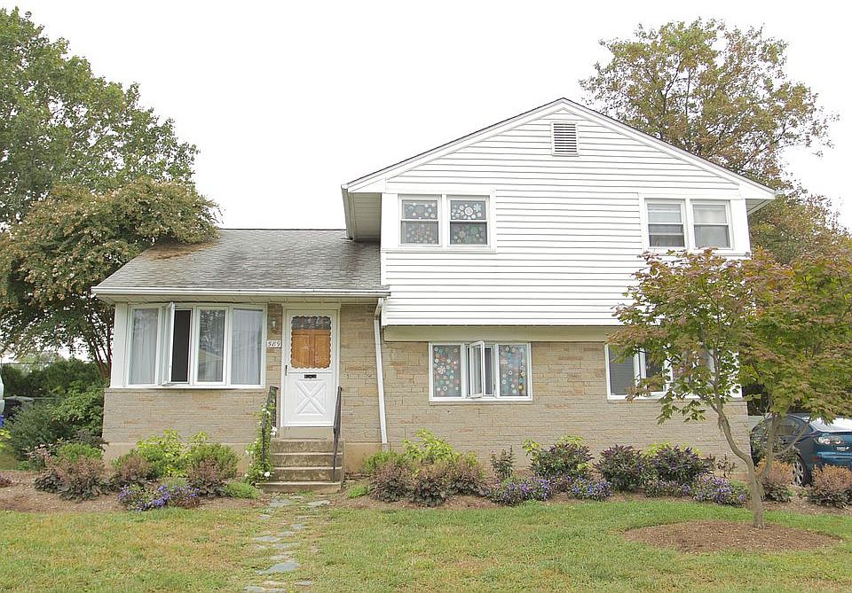 1st image of 589 Paoli Ave