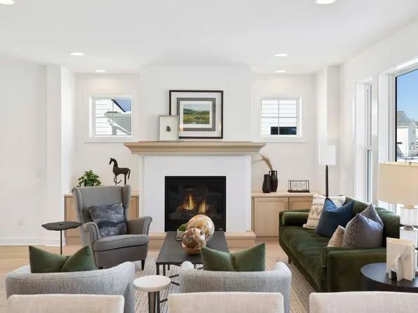 5822 130th Ln N, Hugo, MN 55038