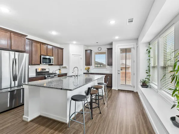 8000 Prairie Rye Drive, Lago Vista, TX 78645