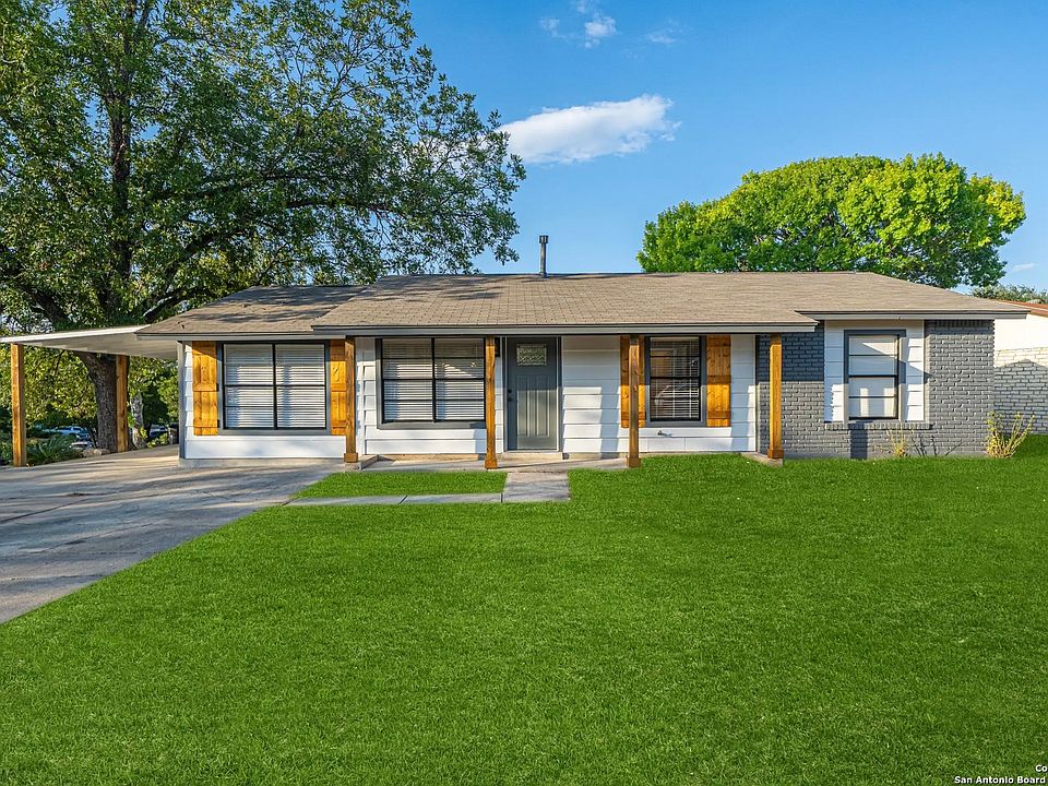1st image of 3035 Woodcliffe