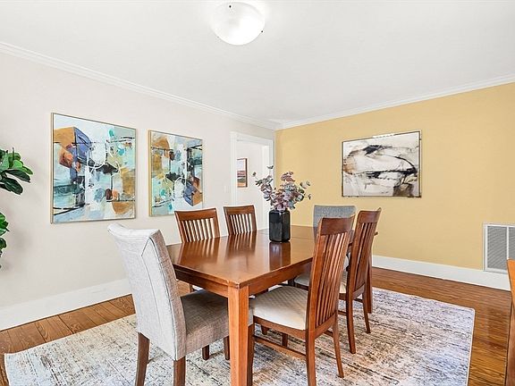 3rd image of 12 Barnes Rd #2