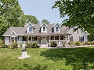 16 Robertas Ct, Coventry, CT 06238