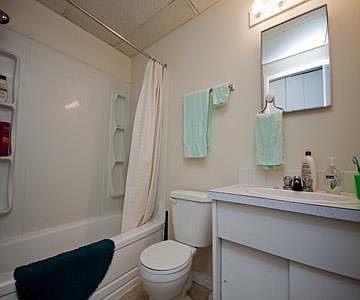 3rd image of 9913 108th Ave #773302