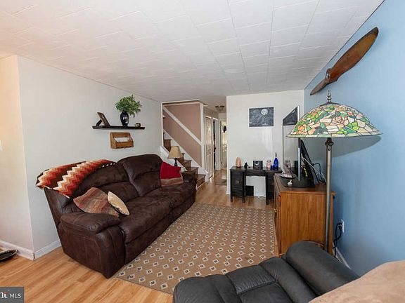 4th image of 432 Garfield Ave