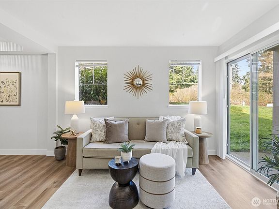 3rd image of 5300 Harbour Pointe Boulevard #309A