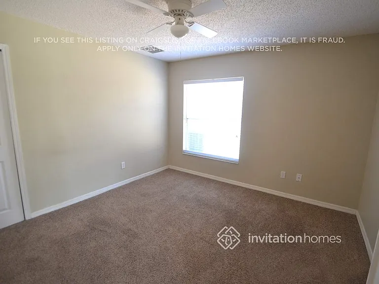 727 Versailles Ln — Photo 5