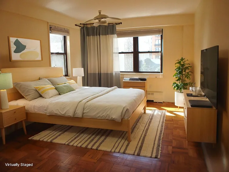320 E 54th St #6G — Photo 4
