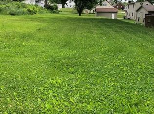 Perry Dr NW, Canton, OH 44708