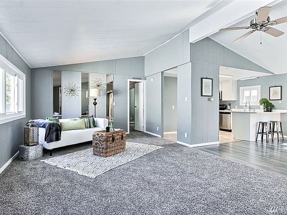 4th image of 8803 52nd Avenue Ct E #15