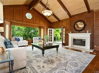 5056 Campo Rd, Woodland Hills, CA 91364