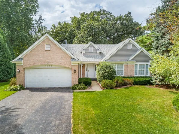7016 Bennington Dr, Gurnee, IL 60031