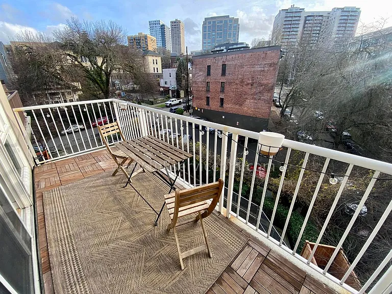303 E Pike St #605 — Photo 12