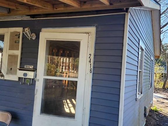 5th image of 2416 S San Antonio