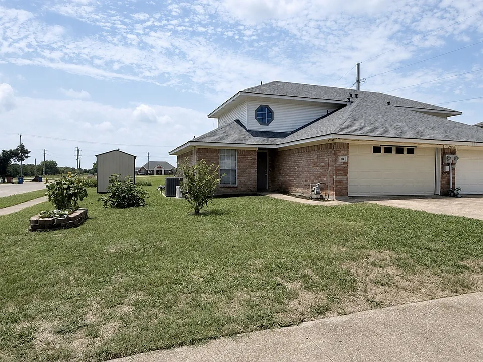 316 California Dr
