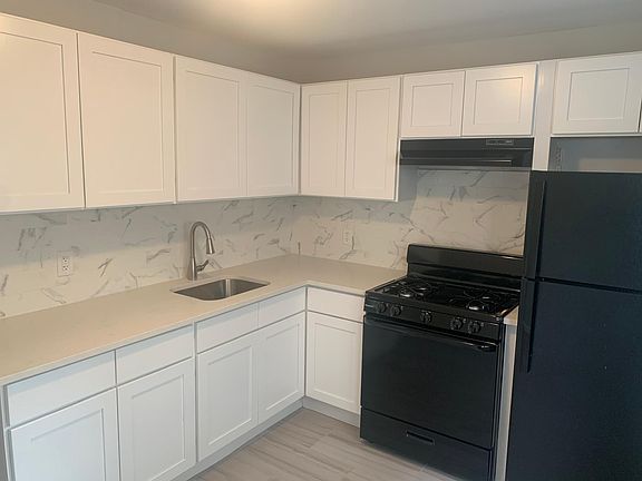 2nd image of 128 Columbia Ave #1