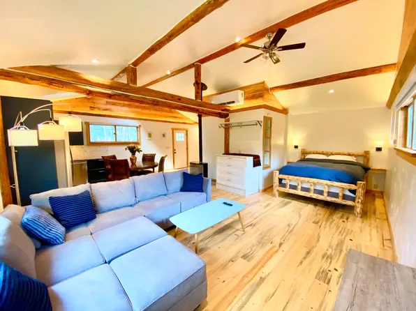 675 Peaceful Dr, Bigfork, MT 59911