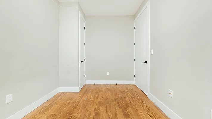 Rented by Nooklyn NYC LLC | media 46