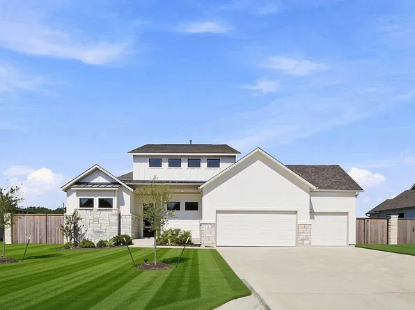 145 McNaughton Dr, Liberty Hill, TX 78642
