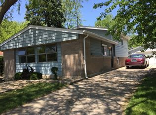304 Illinois St, Park Forest, IL