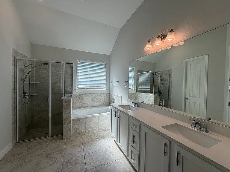 482 Prairie View Dr — Photo 29