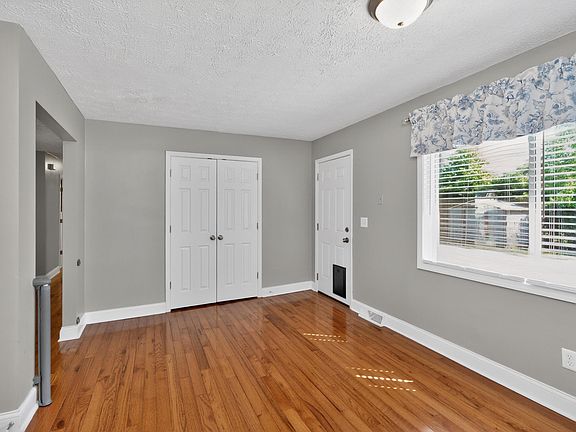 5th image of 1407 Beulah Park