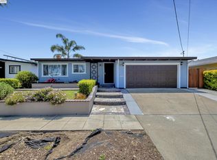 393 Dutchess Ln, Hayward, CA 94544