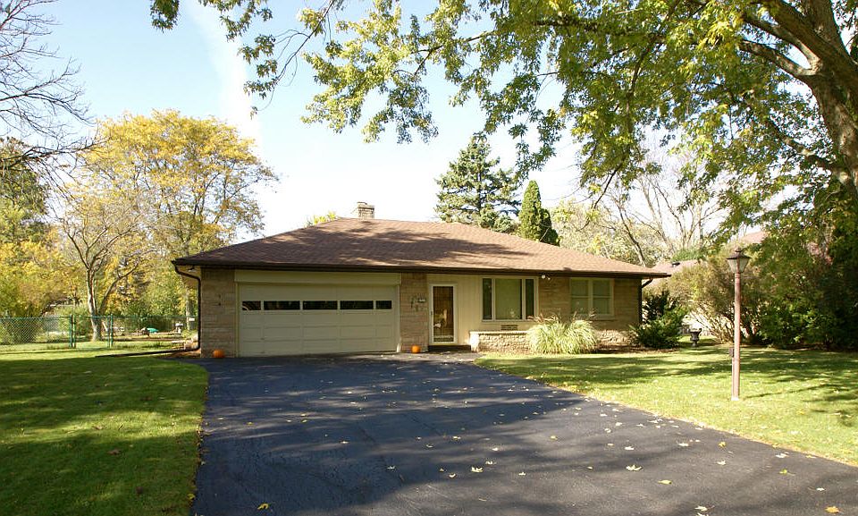 1st image of 1517 S Woodside Dr