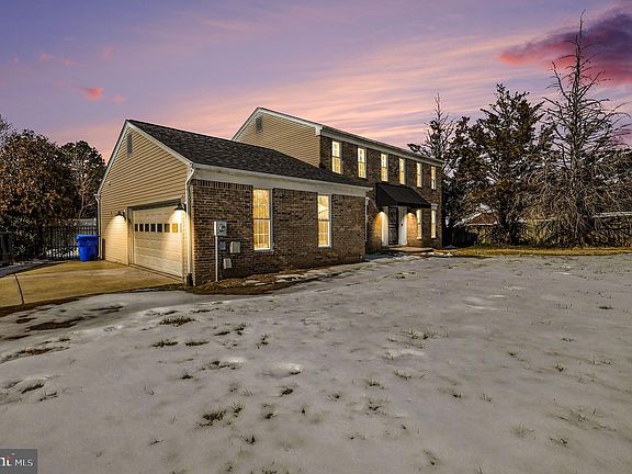 2nd image of 2525 Green Pine Ct
