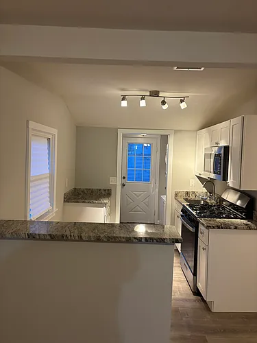 47 Sycamore Ave Photo 1
