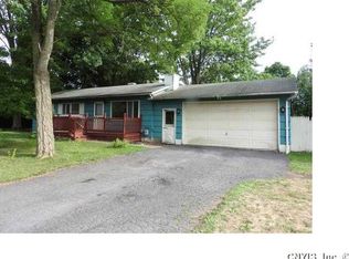 141 Baker Blvd, Syracuse, NY 13209