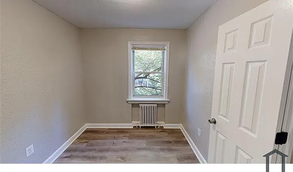 3 bed, $2,549 — Photo 2